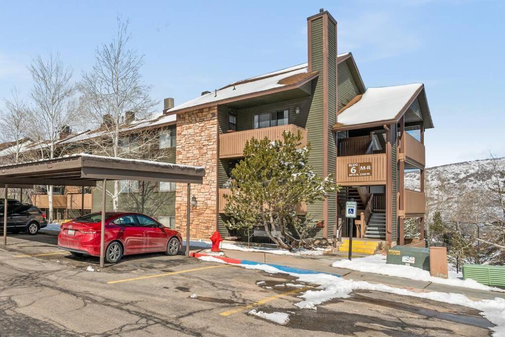 Cozy Top Floor Condo With Mountain Views พาร์คซิตี ภายนอก รูปภาพ